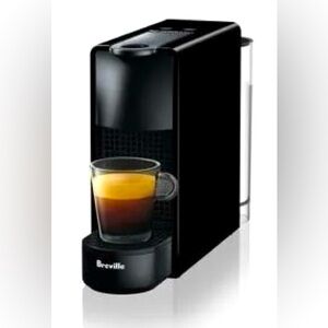 NESPRESSO MINI ESSENZA - Like NEW